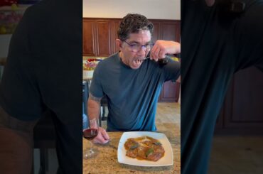 Roman classic, Tuscan wine… we’re doing it right tonight! 🍖🍃🍷