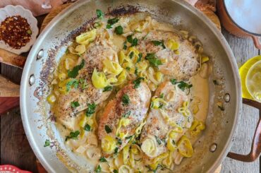 Peperoncini Skillet Chicken - 20 Minute Recipe