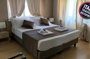 DOMUS FIESCHI Rooms self check in | Genoa, Italy | Hotel Review 🏩