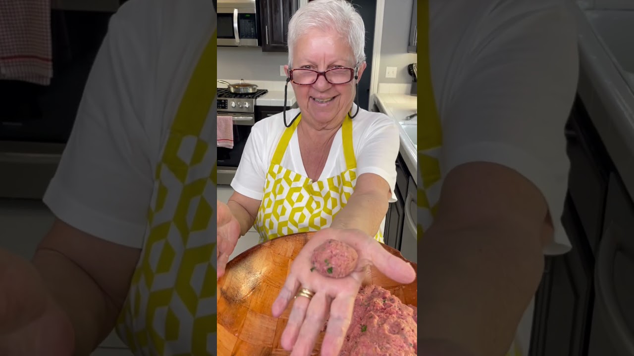 Meatball sandwich #meatball #meatballsandwitch #cook #cooking #recipe #food #italy Meatball sandwich #meatball #meatballsandwitch #cook #cooking #recipe #food #italy