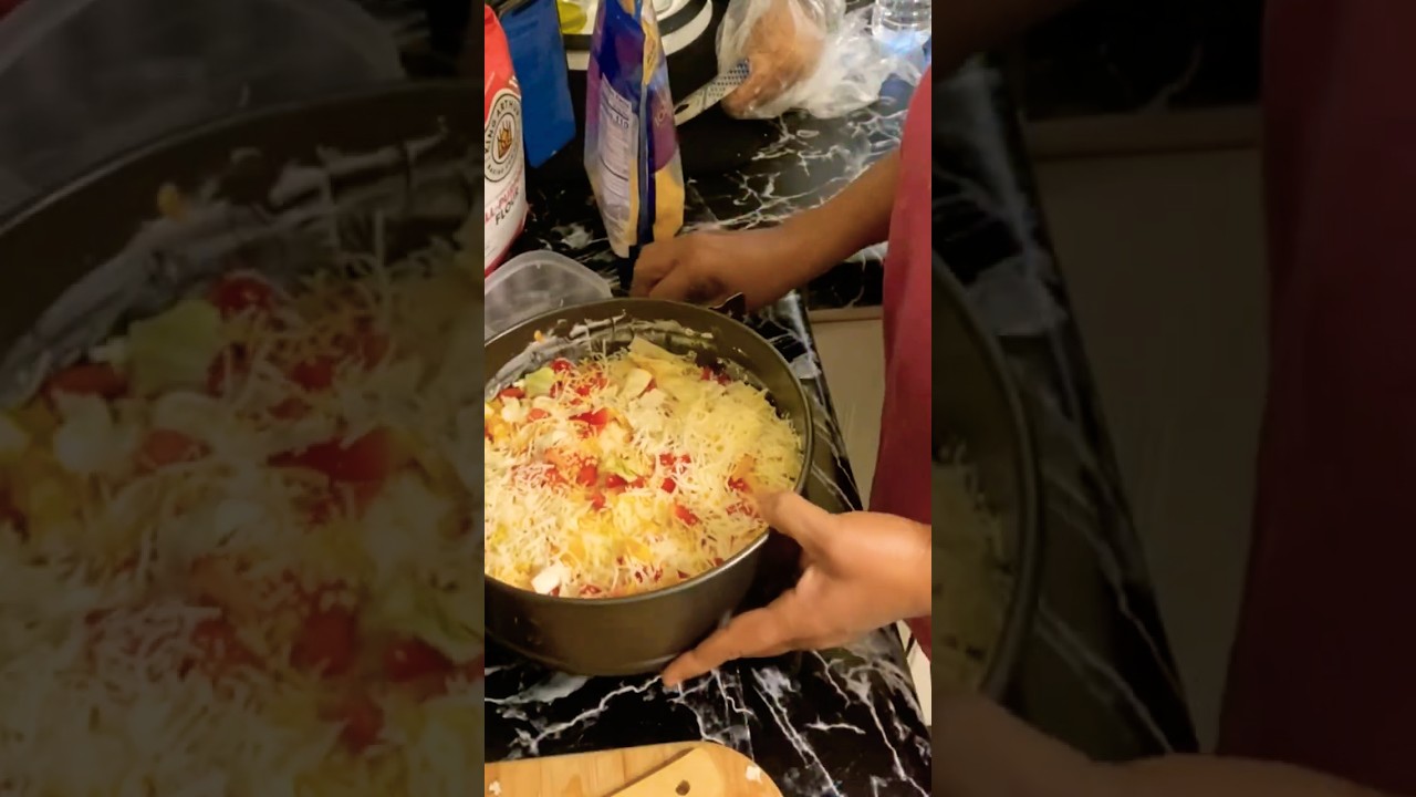 LOOK 👀 OUR STORM FOOD #looks #jamaicanfood food #sounds #jamaicanfood #youtubeshorts #pizza LOOK 👀 OUR STORM FOOD #looks #jamaicanfood food #sounds #jamaicanfood #youtubeshorts #pizza