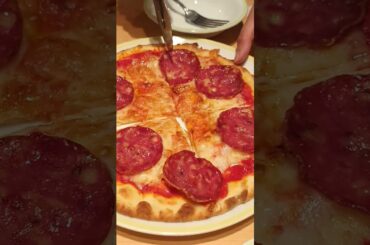 Italian pizza #famousshorts #italianfood #italian #pizzalover #pizzarecipe