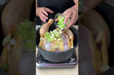 I learned this trick from a friend in Italy, now I only make chicken like this