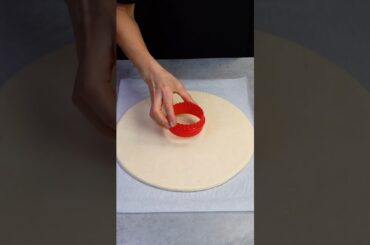 Italian Nutella Cream Pastries | Crispy Cocoa Cookies with Silky Filling