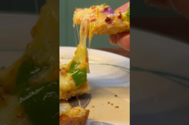 Bread pizza 🍕🫶🏻.                                  #youtube #shortsfeed #shorts