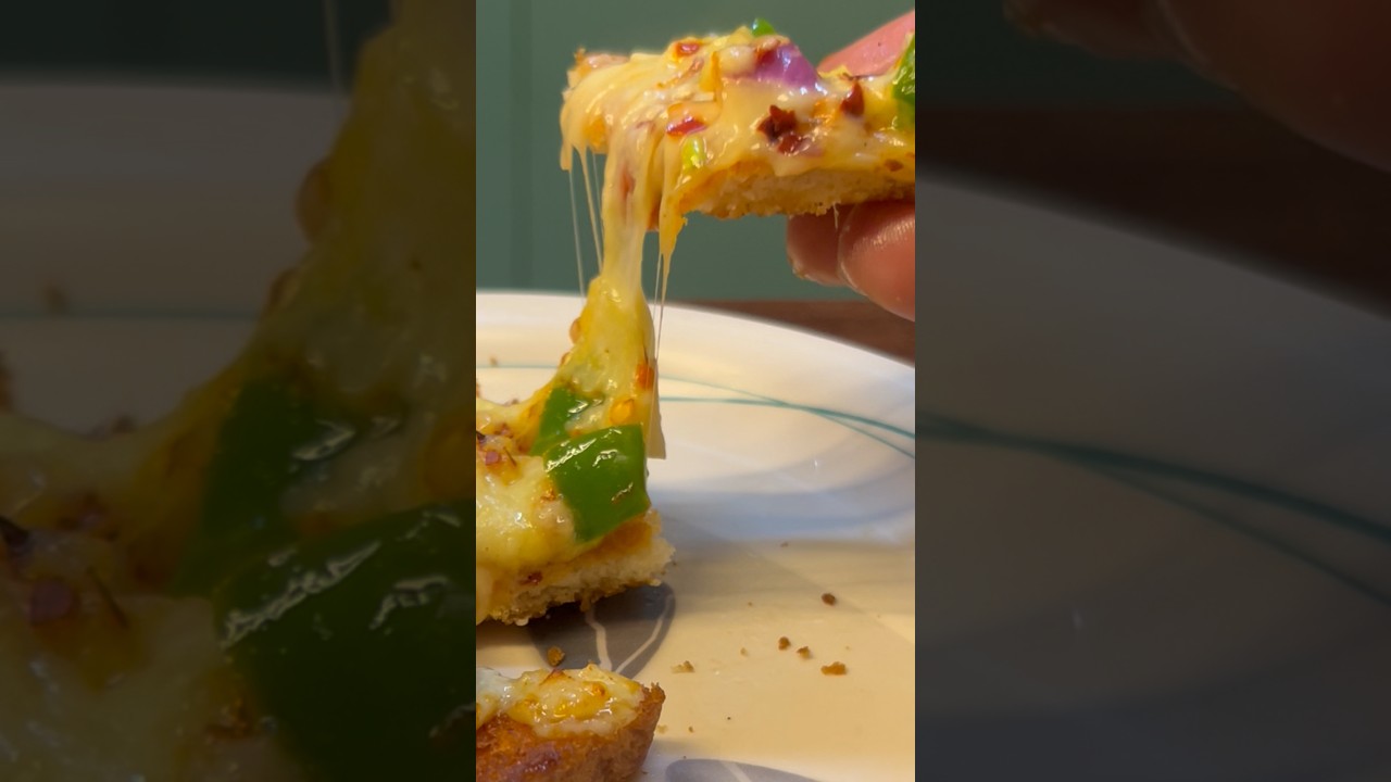 Bread pizza ๐๐ซถ๐ป. #youtube #shortsfeed #shorts Bread pizza ๐๐ซถ๐ป. #youtube #shortsfeed #shorts