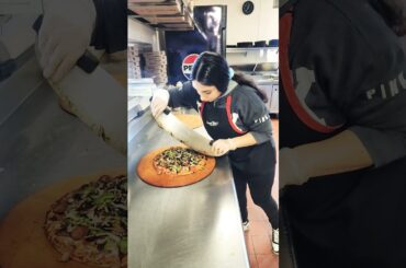 ROUND TABLE PIZZA  #usa #pizza #food #fastfood #pizzalover #italianfood #pizzafood #pizzatime #Lodi