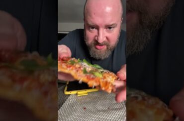 Flatbread Pizza with the Microwave Grill