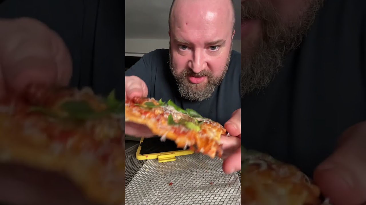 Flatbread Pizza with the Microwave Grill Flatbread Pizza with the Microwave Grill