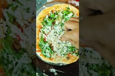 Homemade pizza🍕#shorts #shortsvideo #youtubeshorts #pizza