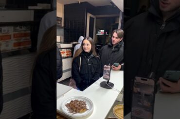 Cute Girl On Shop 🥰 #trending #trendingshorts #shortfeed #food #foodie #italy #youtubeshorts #cake