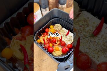 Air Fryer Feta & Tomato Pasta with a Hint of Garlic 🍅🧄