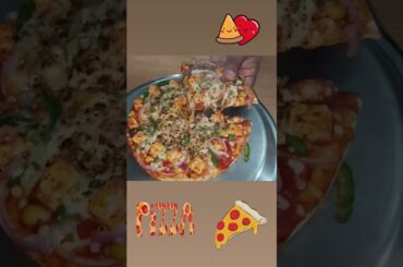 Pizzalicious....#Pizza #food #homecuisine #Italy #cheesy #love