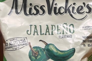 Miss Vickie's jalapeño flavored kettle cooked potato chips - Full Review
