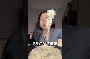 Subscribe for more low cal recipes🌟recipe in comments⬇️ #alfredo #pastarecipe #pasta #cheese