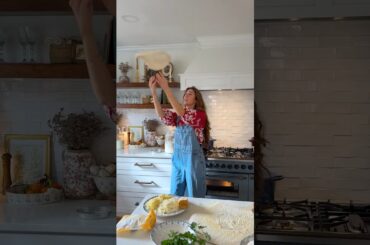FRENCH ONION SOURDOUGH PIZZA IN THE OVEN !!