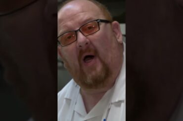 I Tried The Oldest Tomato Pie Restaurant In America