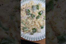 White Sauce Pasta Recipe #pasta #recipe #cooking #youtubeshorts #easyrecipe #snacks #shorts #cooking