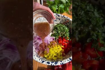 ITALIAN GRINDER WHITE BEAN SALAD