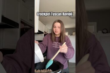 EASY Crockpot Recipe Tuscan Ravioli!! #crockpotrecipes #easyrecipe  #dinnerideas  #pastarecipe