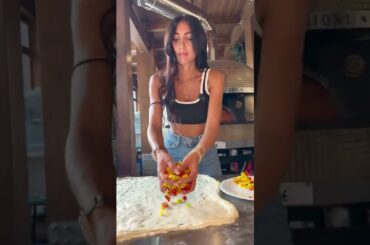 Teglia WOW 🍕🫑 #crispypizza #gourmetpizza #peppers #olives #italianfood #pizzalover