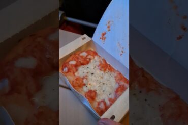 Etihad Stone Baked Oven Pizza #pizza #food #shorts #etihad #margherita#italian#snacks #youtubeshorts