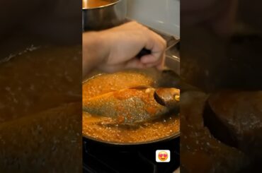 පන පිටින් මාලුවෙක්  fish coking#italy #food  #viral#funy #chef  #cokingwithlifestyleiqrazeeshan 😍