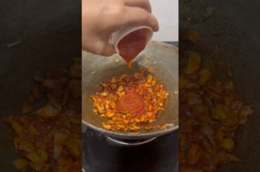 Red Sauce Pasta 😋 | Easy & Quick Recipe #shorts #cooking #pasta