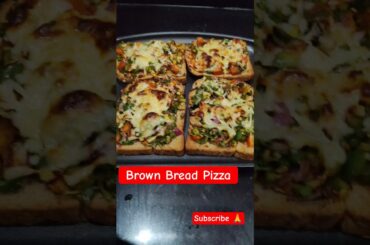 Brown bread Pizza Recipe l how to make healthy pizza, weight loss pizza recipe#pizza #shorts #viral