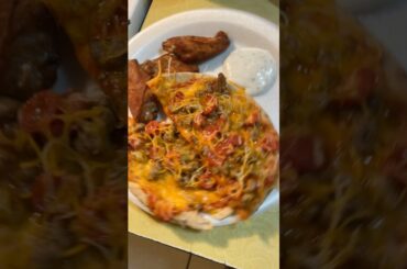 Mom makes a low calorie pizza and said this! #foodie #shorts #health #dinner