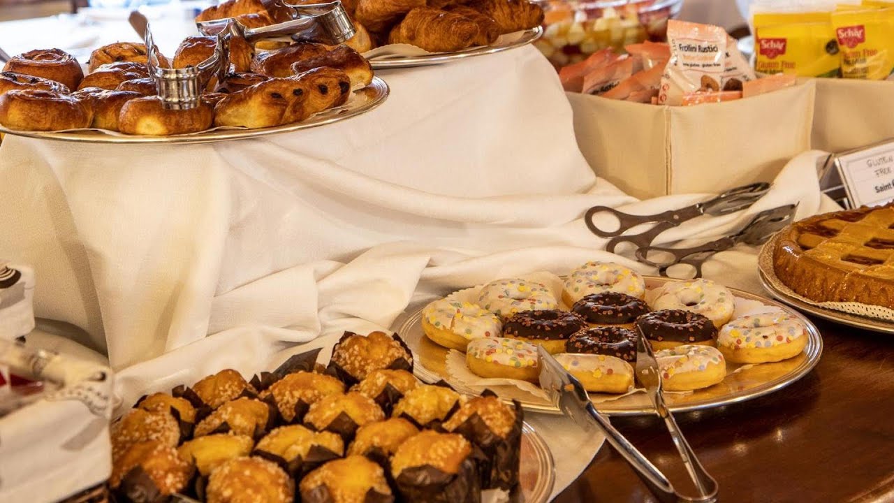 Albergo Le Due Corti, Como, Italy | Holidays In Italy Albergo Le Due Corti, Como, Italy | Holidays In Italy