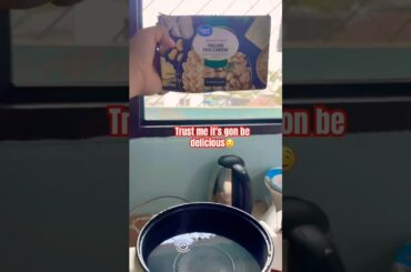 One minute Pasta recipe!!! Finger licking good #shorts #viral #italian #food #asmr #cooking #fun