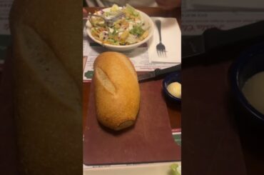 Make a trip to Spaghetti Factory 🍝#foodie#foodlife#italianfood#spaghetti#restaurant