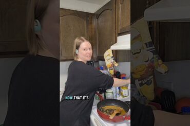 I forgot the parmesan cheese!! 🤦‍♀️#dinnerideas #dinner #cooking #momlife