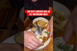 This could easily be the best lobster roll in LA! #laeats