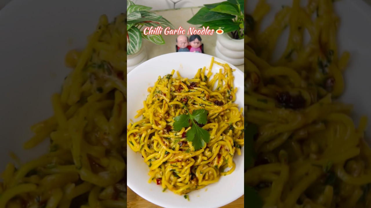 Chilli Garlic spaghetti 🍝 #chilligarlicnoodles #cheese #spaghetti #noodles #ytshorts #ytviral #easy Chilli Garlic spaghetti 🍝 #chilligarlicnoodles #cheese #spaghetti #noodles #ytshorts #ytviral #easy