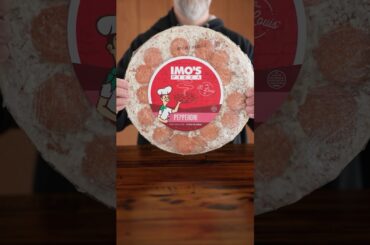 Imo’s Frozen Pizza Review 🍕 | Is St. Louis–Style Pizza Worth It? #aldi #pizza #frozenpizza #shorts