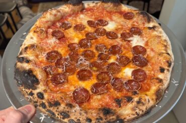 Ezzo pepperoni in the Ooni
