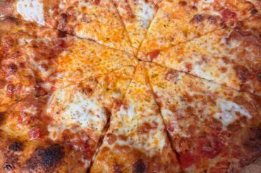 First pizza on baking steel