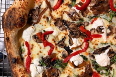 My sourdough Neapolitan pizza from today! 73% hydration