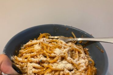 spaghetti in roasted tomato sauce