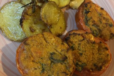 Tomatoes au gratin with potatoes!