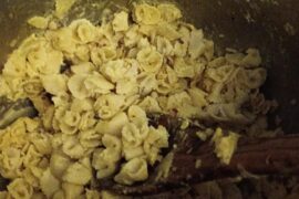 Is it safe to eat pasta with creme fresh and escalope stated in container outside 6 hours and it s cold