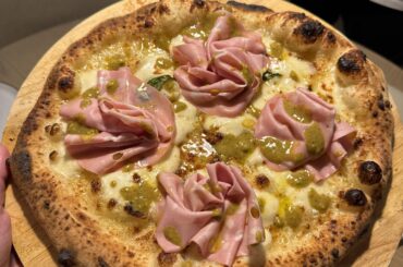 White pizza with mortadella and pistachio cream