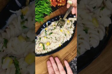 10 Minute White Sauce Pasta 😋 | Kids Favourite Recipe #whitesaucepasta #pasta #shorts #ytshorts