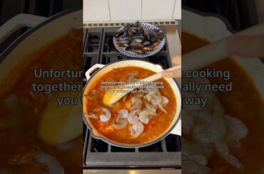 I need my space ok? 🤪 #cooking #romantic #justforlaughs #italianfood