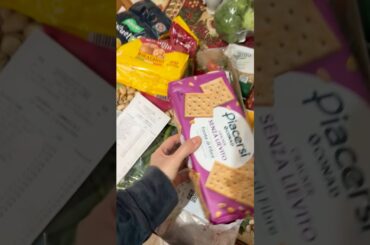 Grocery shopping in Italy #dailyvlogs #food #dailyroutine #groceryshopping #grocerystore #foodporn
