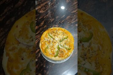 Domino's style pizza in microwave #trending #food #cooking #recipe #easyrecipe #viral #uzmakakitchen