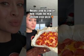 Tried the viral (chicken crust 🍕) #pizza #cooking #highproteinmeals #fyp #lowcalorie