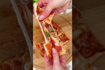 PIADIPIZZA CON CORNICIONE IN FRIGGITRICE AD ARIA